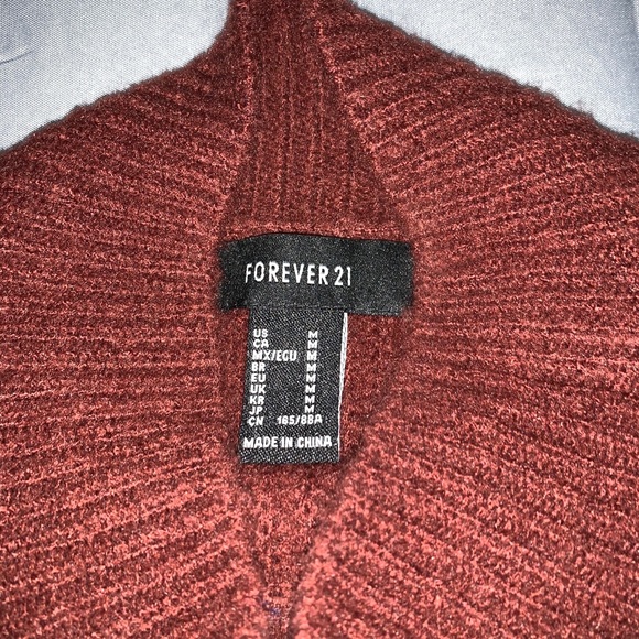 Burgundy dress - Picture 6 of 6